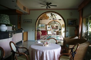 Frühstück und Abendessen