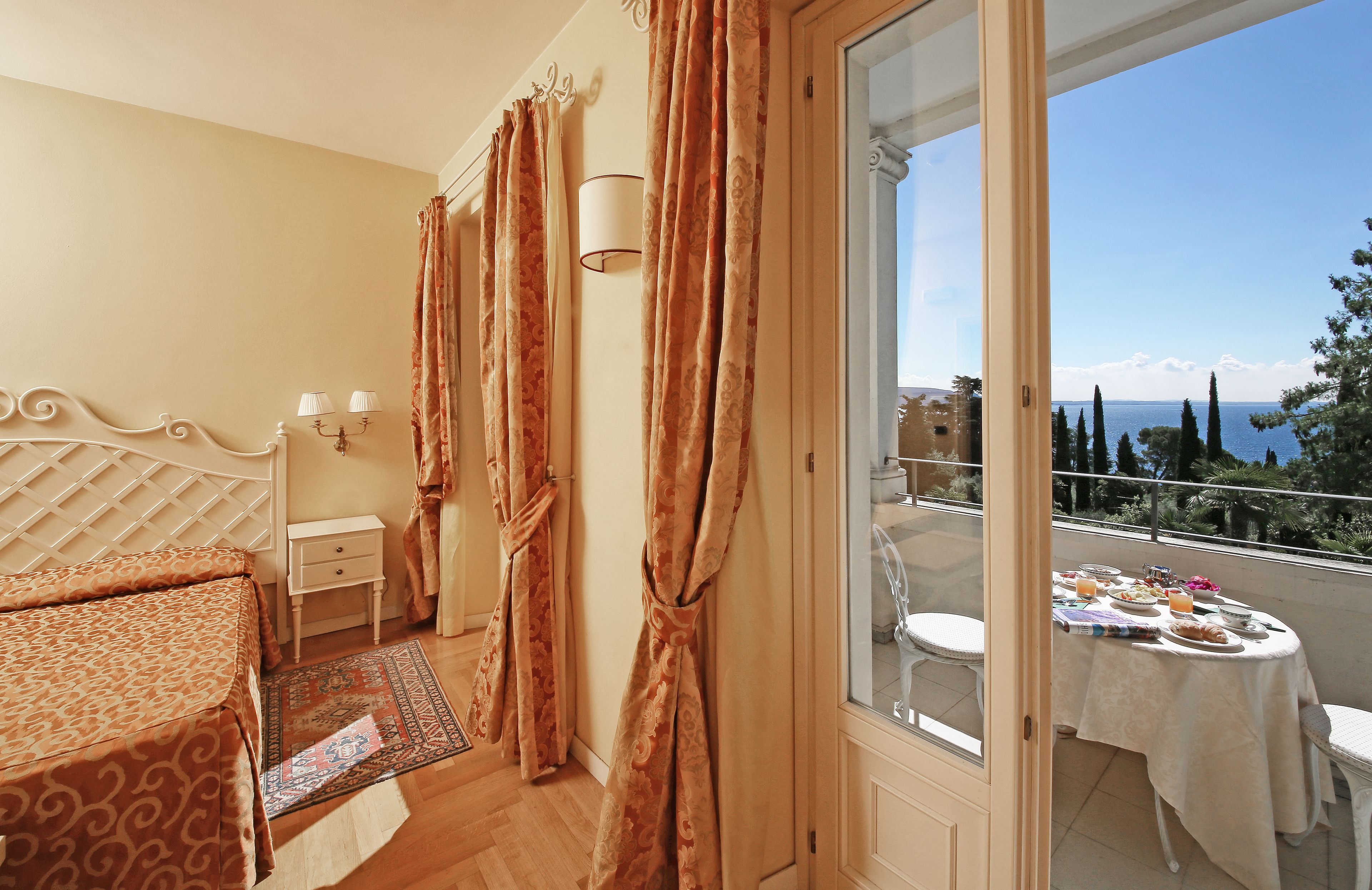 minibar, in-room safe, desk, free cots/infant beds