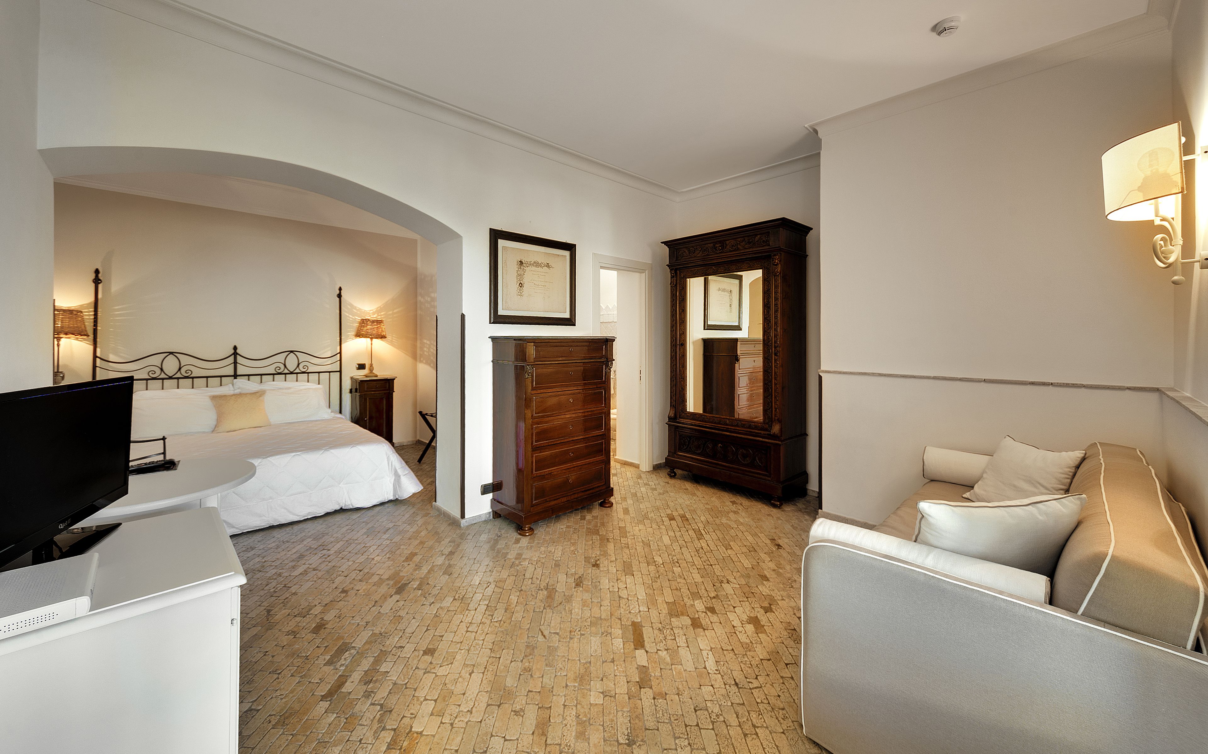 junior suite, terrace, sea view | 1 bedroom, minibar, in-room safe, desk