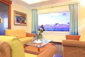 Interior - Nadir (Castelsardo)