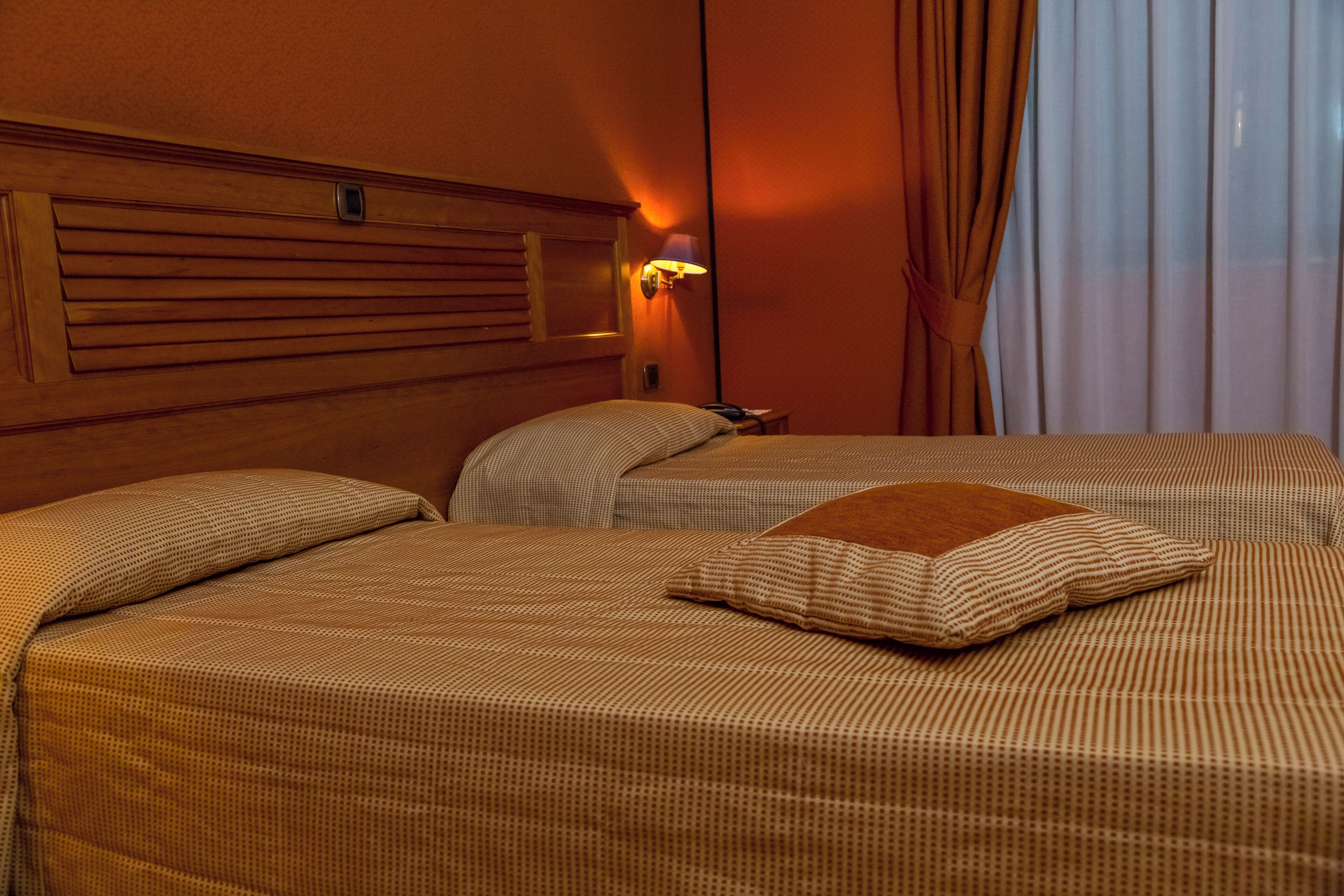 Biancheria da letto ipoallergenica, copriletto in piuma, minibar