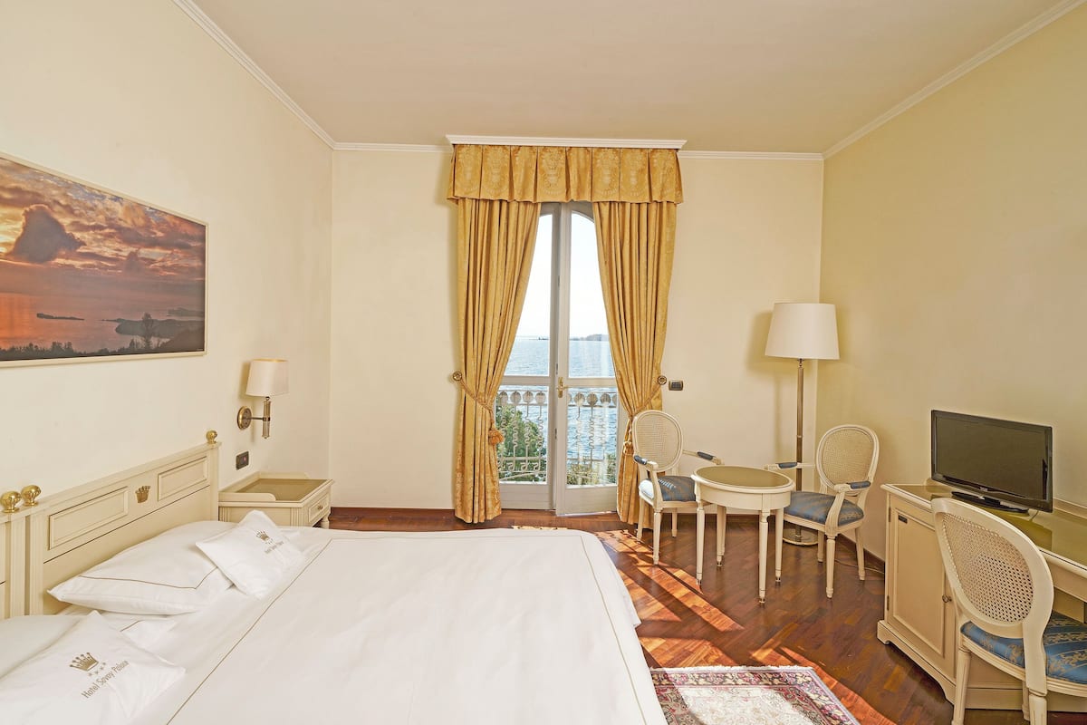 1 bedroom, minibar, in-room safe, desk