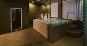 터키식 목욕탕/함맘, 전신 트리트먼트, 페이셜 트리트먼트, 마사지/트리트먼트룸, 마사지 서비스