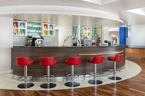 Bar (on property) - Park Inn by Radisson Birmingham Walsall M6 J9 (Walsall)