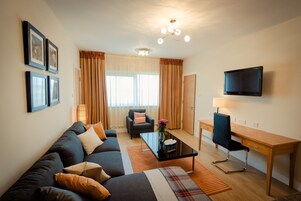 Classic-íbúð - 1 tvíbreitt rúm | Stofa | Sjónvarp