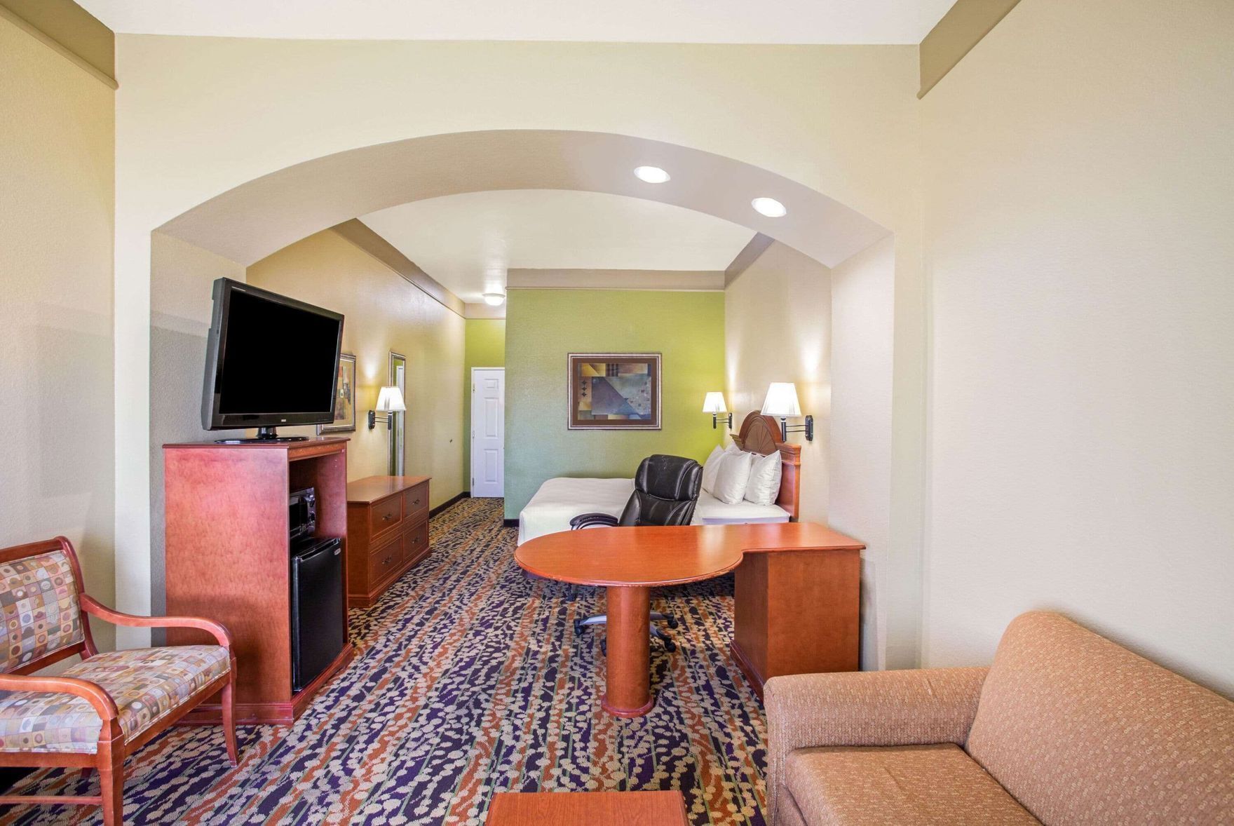 Living area | Flat-screen TV