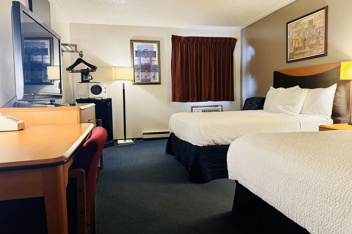 Double Room, Non Smoking | Iron/ironing board, rollaway beds (surcharge), WiFi (free)