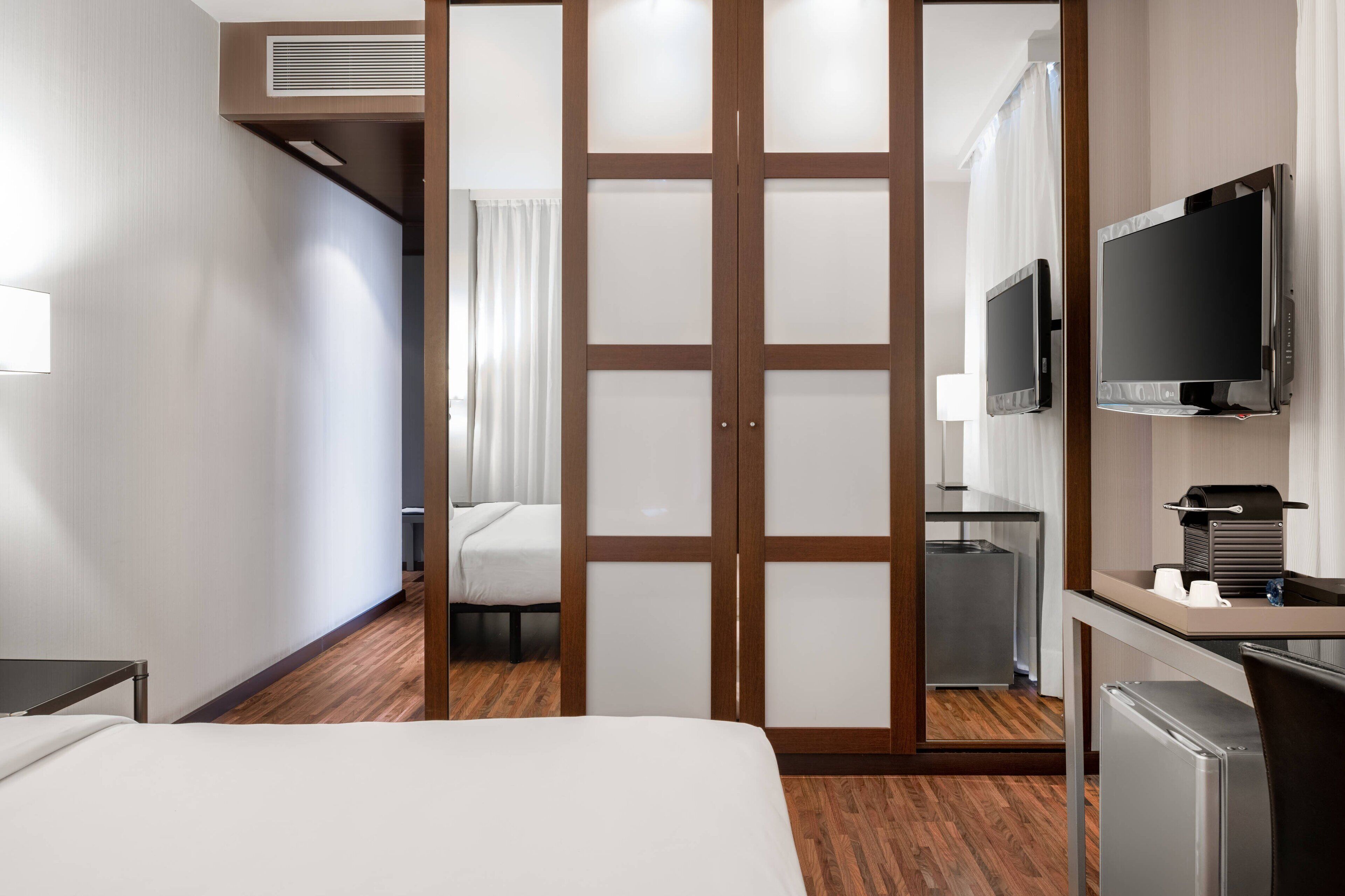 1 bedroom, minibar, in-room safe, desk