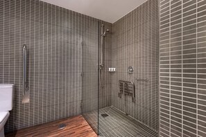 Ducha y bañera combinadas y artículos de higiene personal de diseño