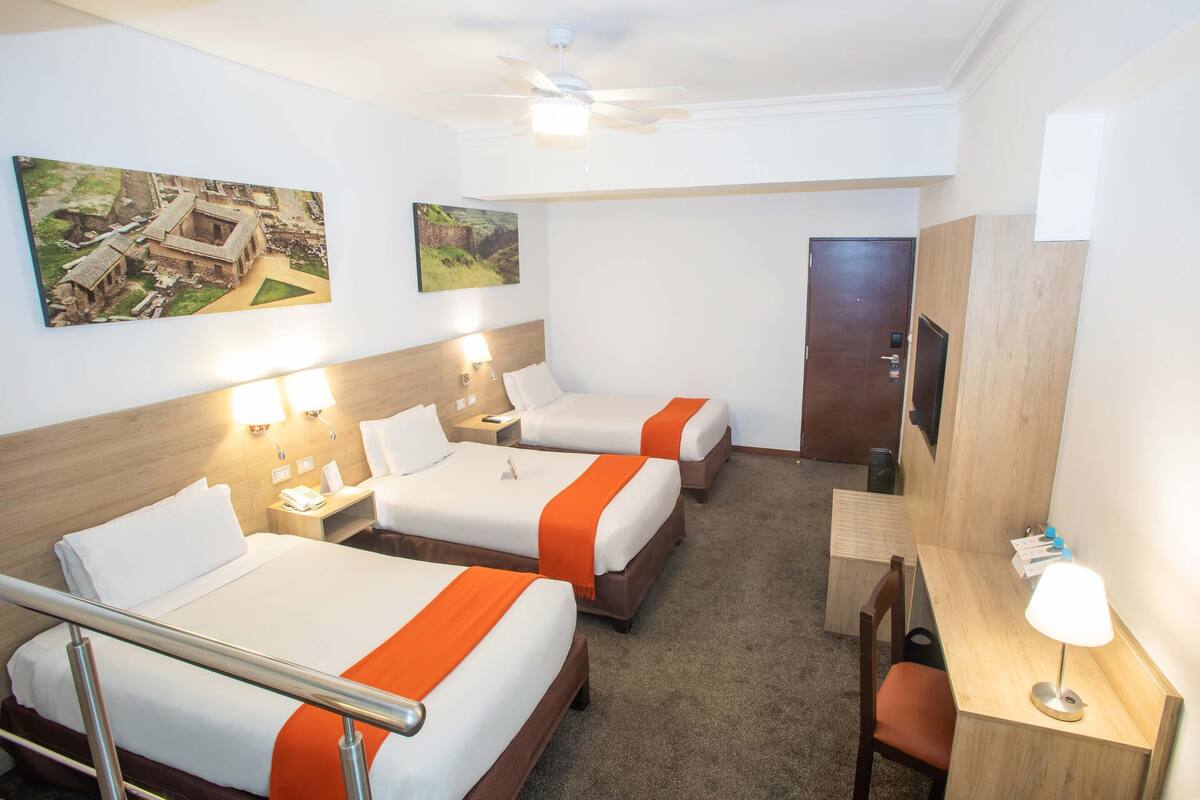 Couette en duvet d'oie, coffres-forts dans les chambres, bureau