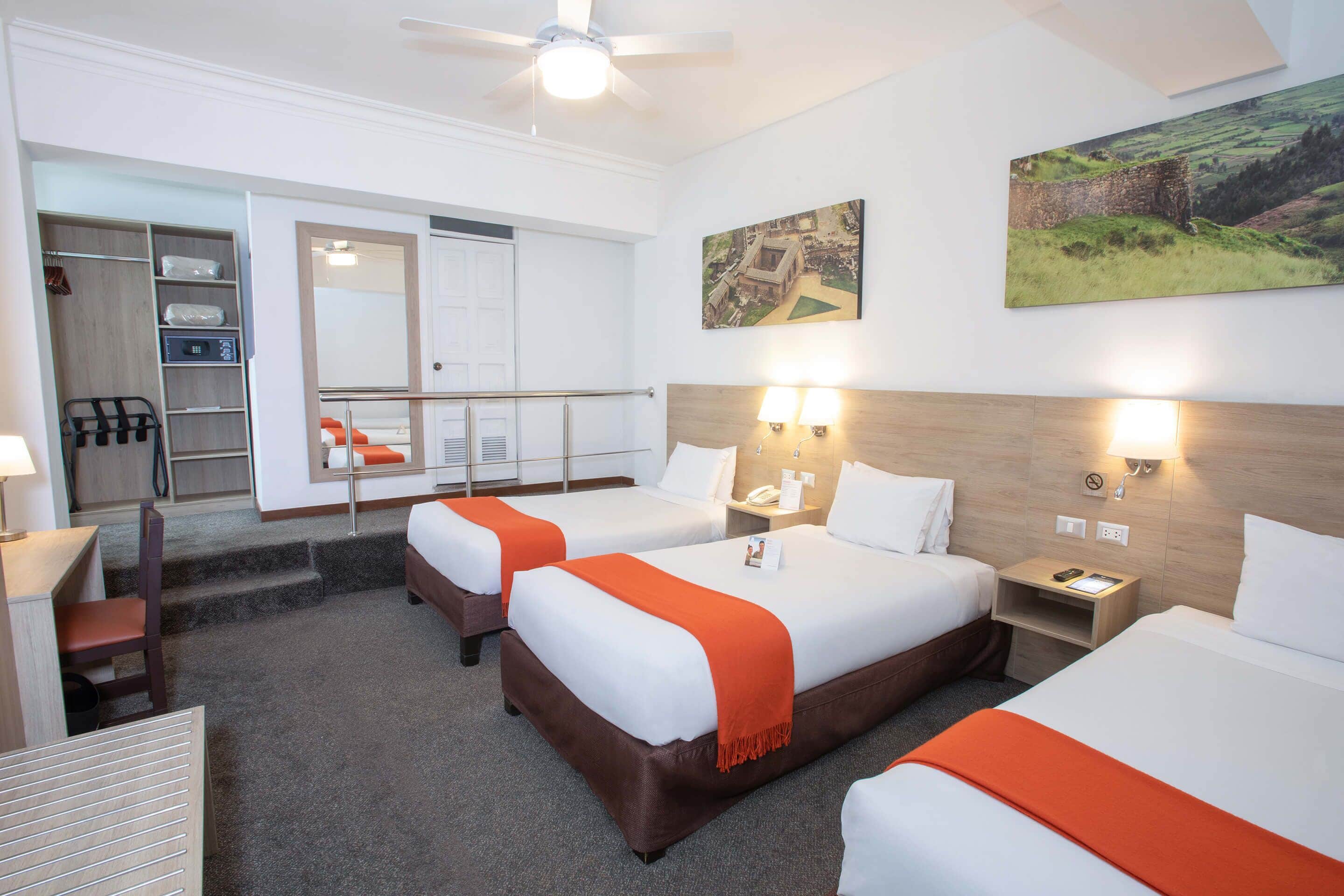 traditional triple room | 1 bedroom, down duvets, in-room safe, desk