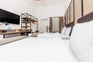 Superior Twin Room | Minibar, in-room safe, desk, soundproofing - Casa Andina Premium Cusco (Cusco)