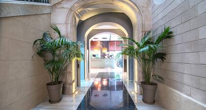 Petit Palace Boquería Garden