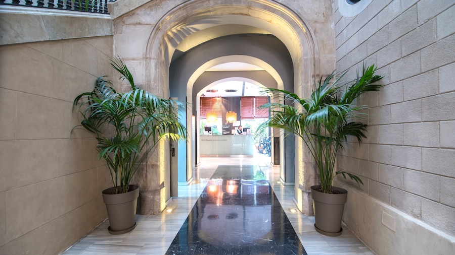 Petit Palace Boquería Garden