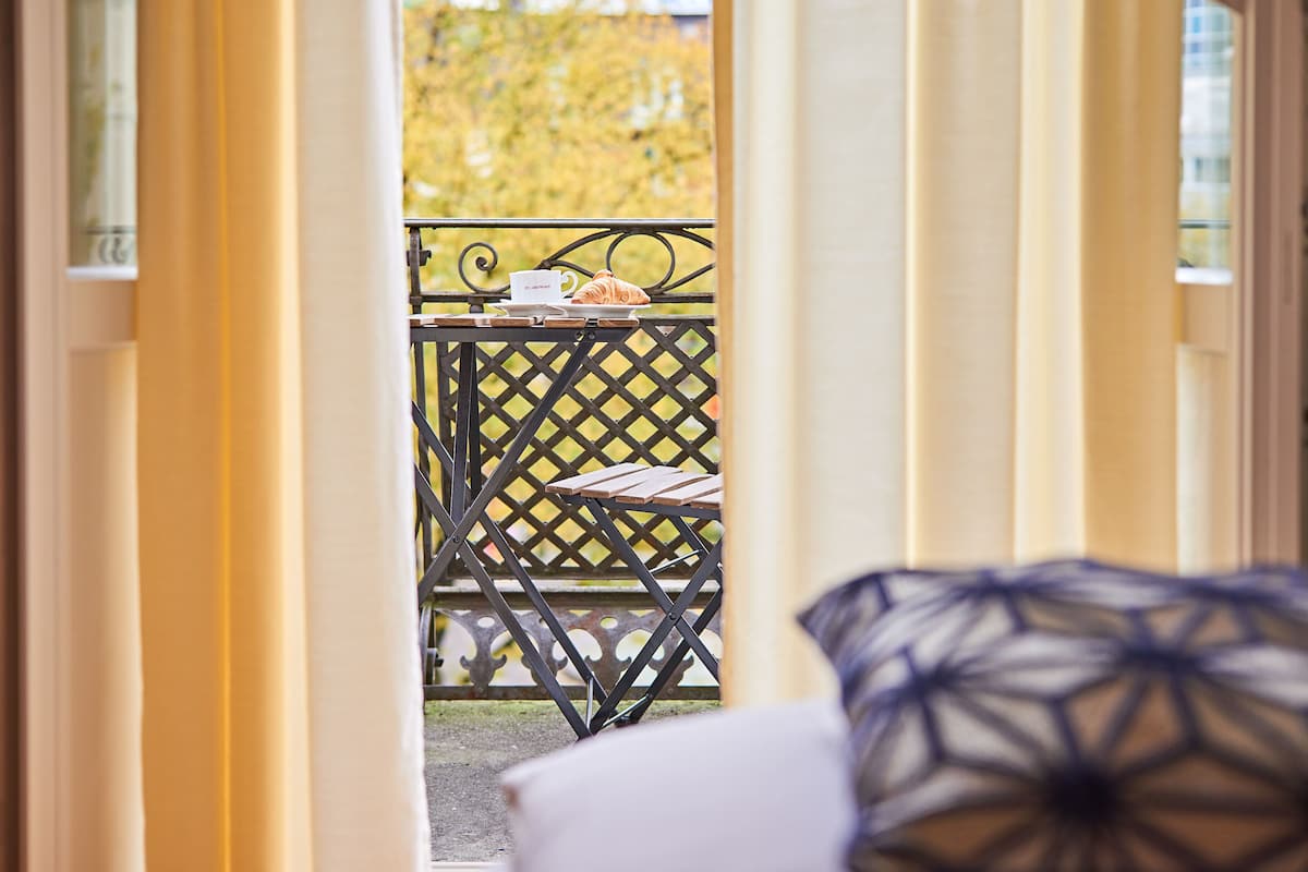 Dreibettzimmer, Gemeinschaftsbad | Balkon