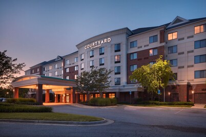 Courtyard by Marriott Winchester