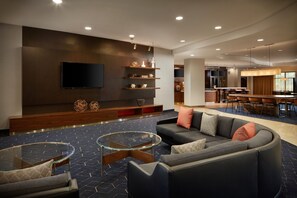 Lobby lounge - Courtyard by Marriott Winchester (Winchester)