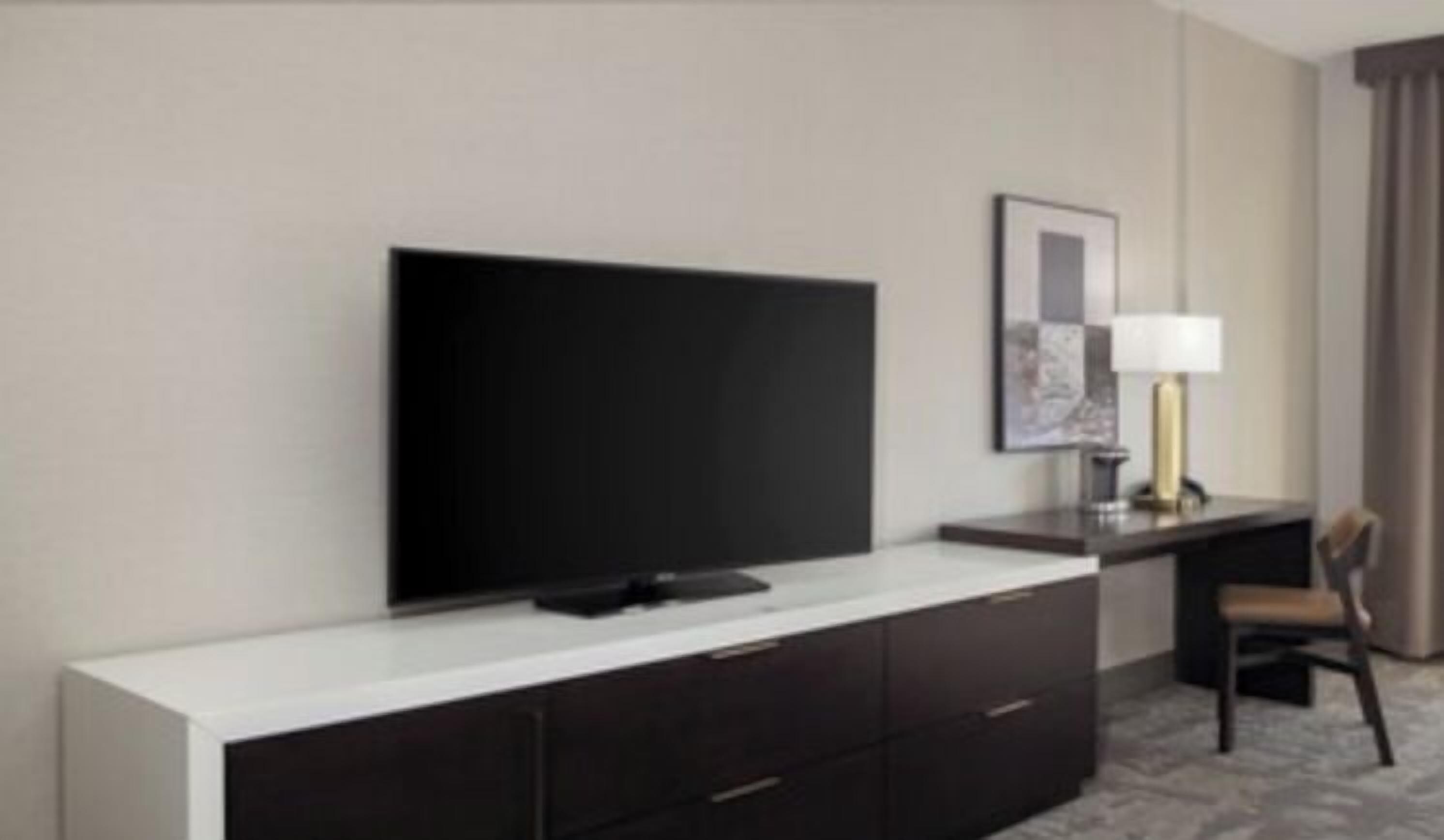 premium bedding, pillow-top beds, in-room safe, blackout curtains