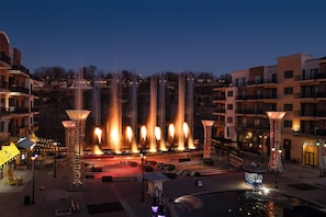 Balcony view - Hilton Promenade at Branson Landing (Branson)