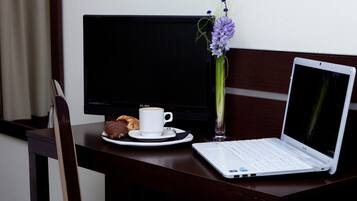 In-room safe, desk, blackout drapes, soundproofing