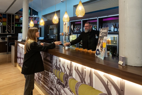 Bar (di hartanah)