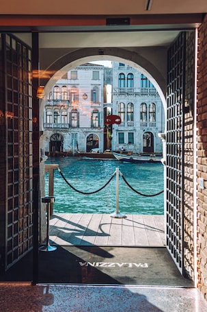 Property entrance. Palazzina Grassi