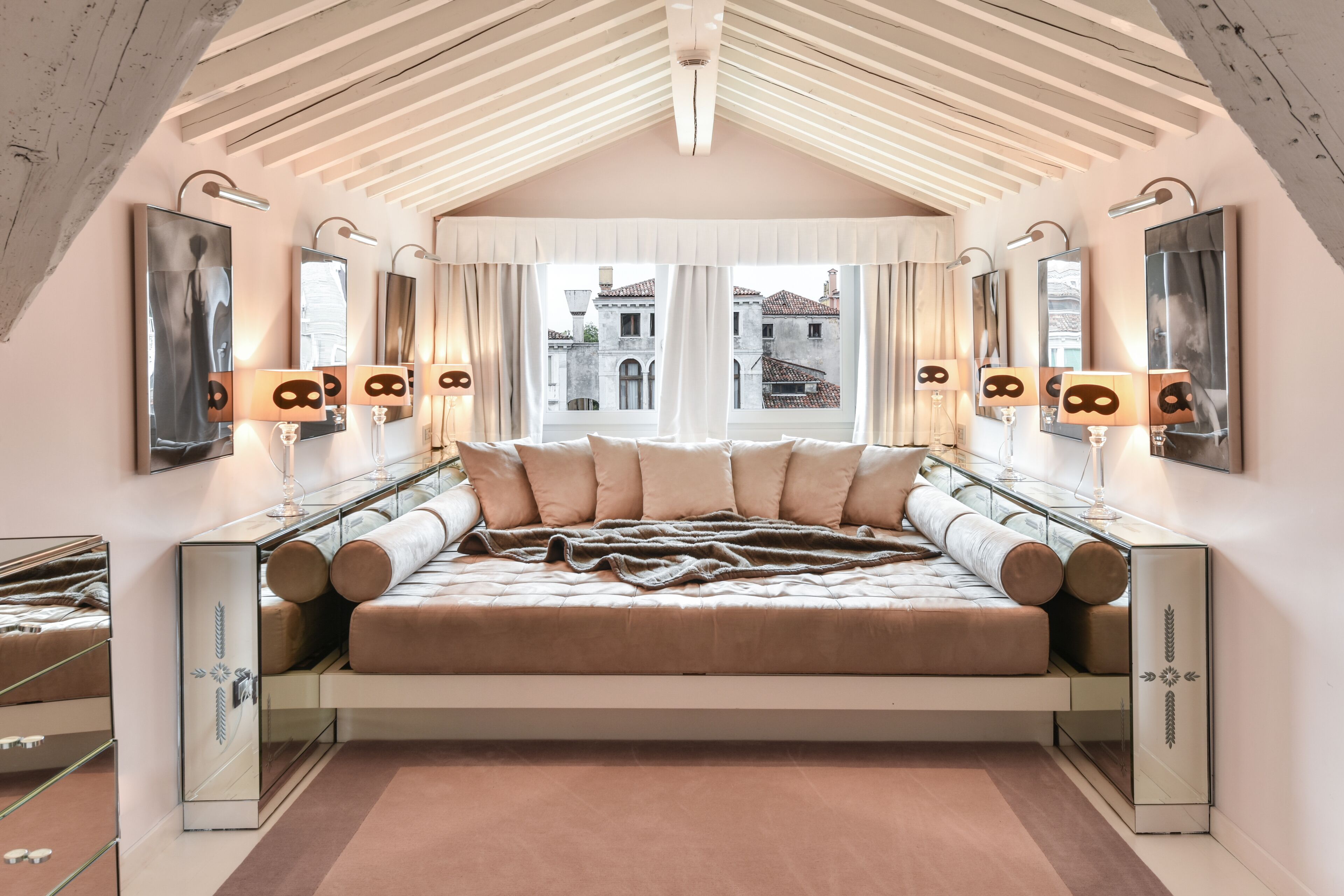 suite (attic, grand canal view) | living area | 25-inch led tv with digital channels, tv