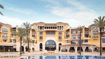 Indoor pool, outdoor pool, pool loungers