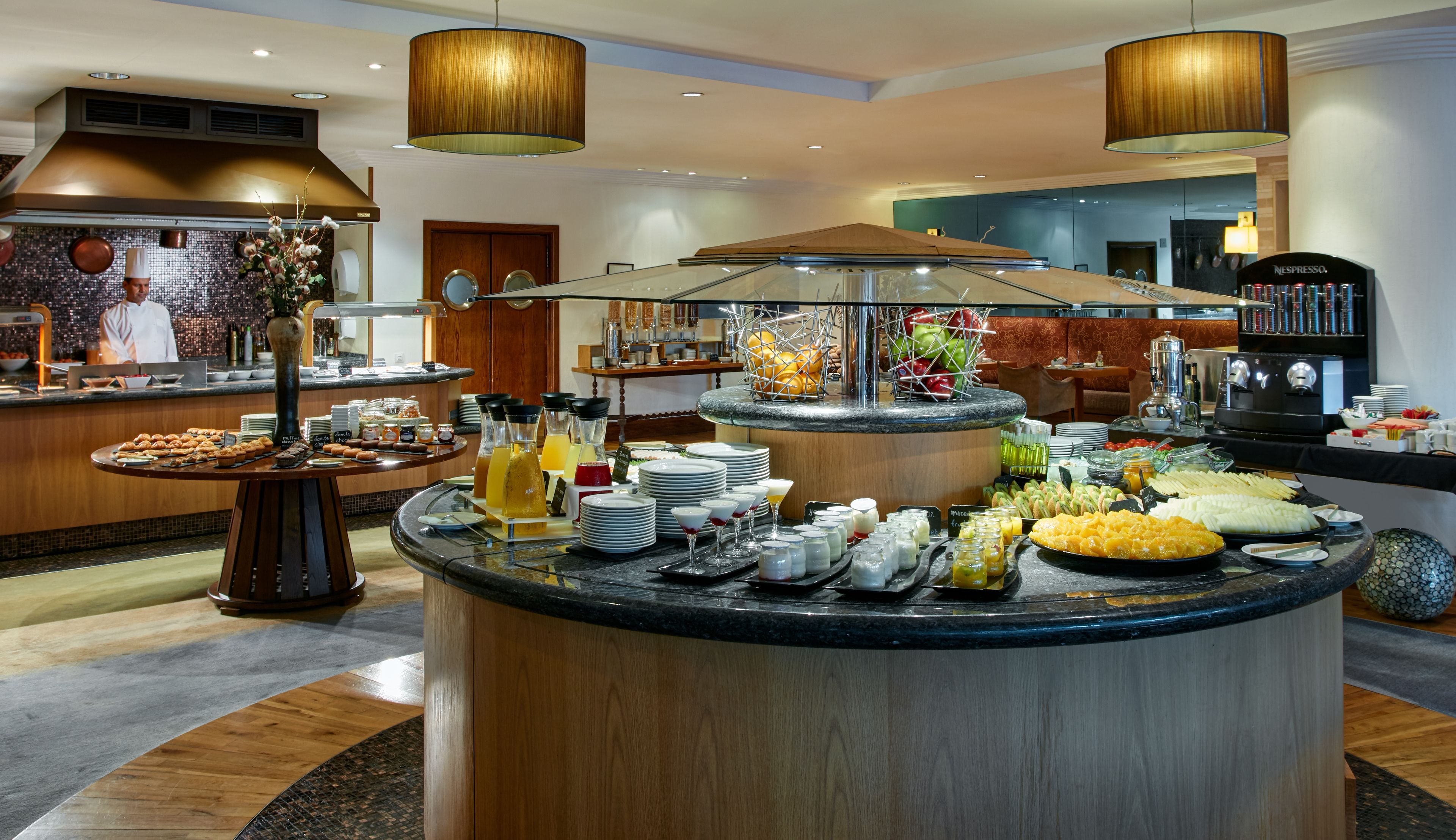 daily buffet breakfast (eur 16 per person)