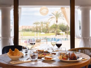 3 restaurants; breakfast, lunch, and dinner served - Ona Mar Menor Golf & Spa (Torre-Pacheco)