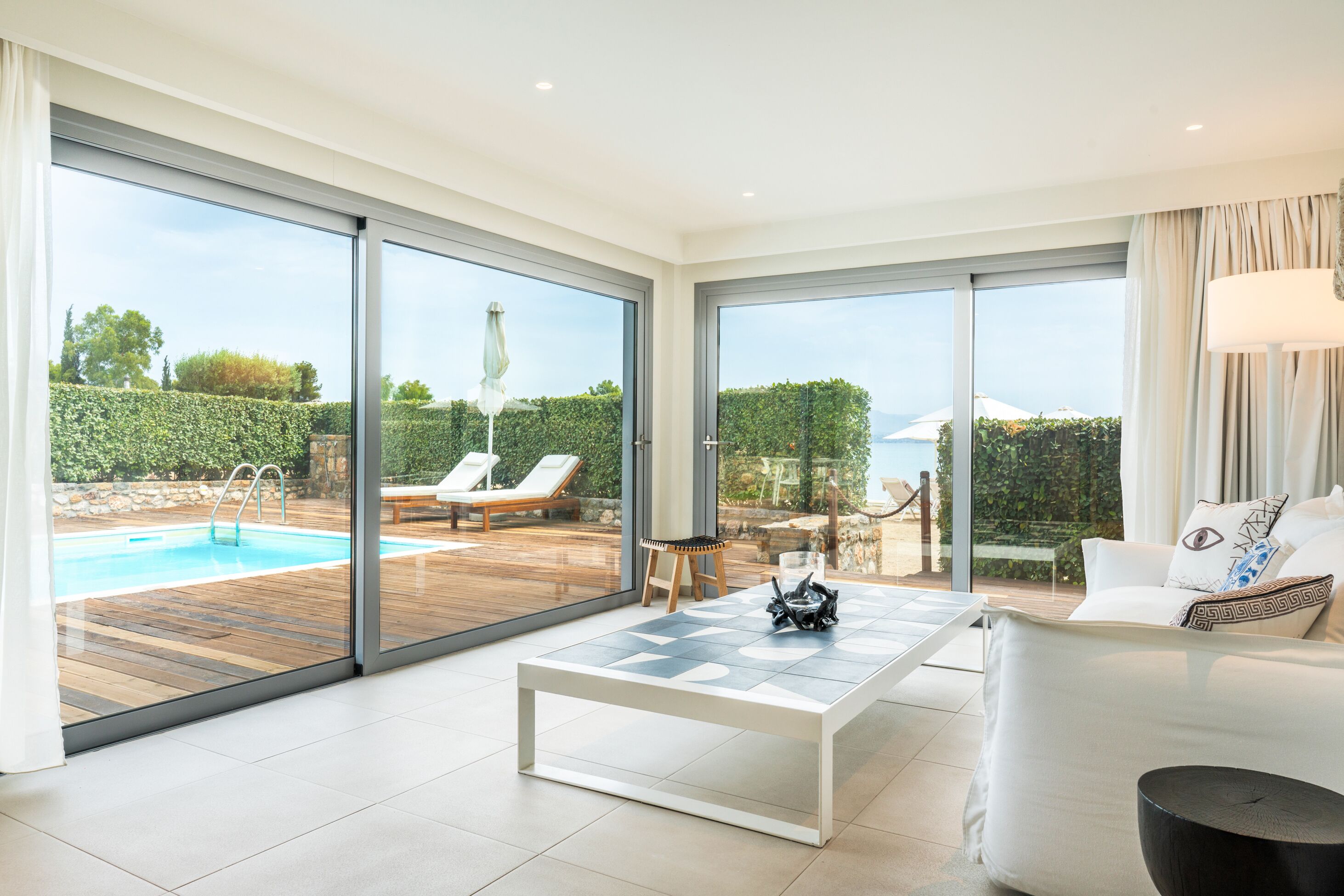 Beachfront One Bedroom Villa Emmelia with Private Pool | 客房景觀