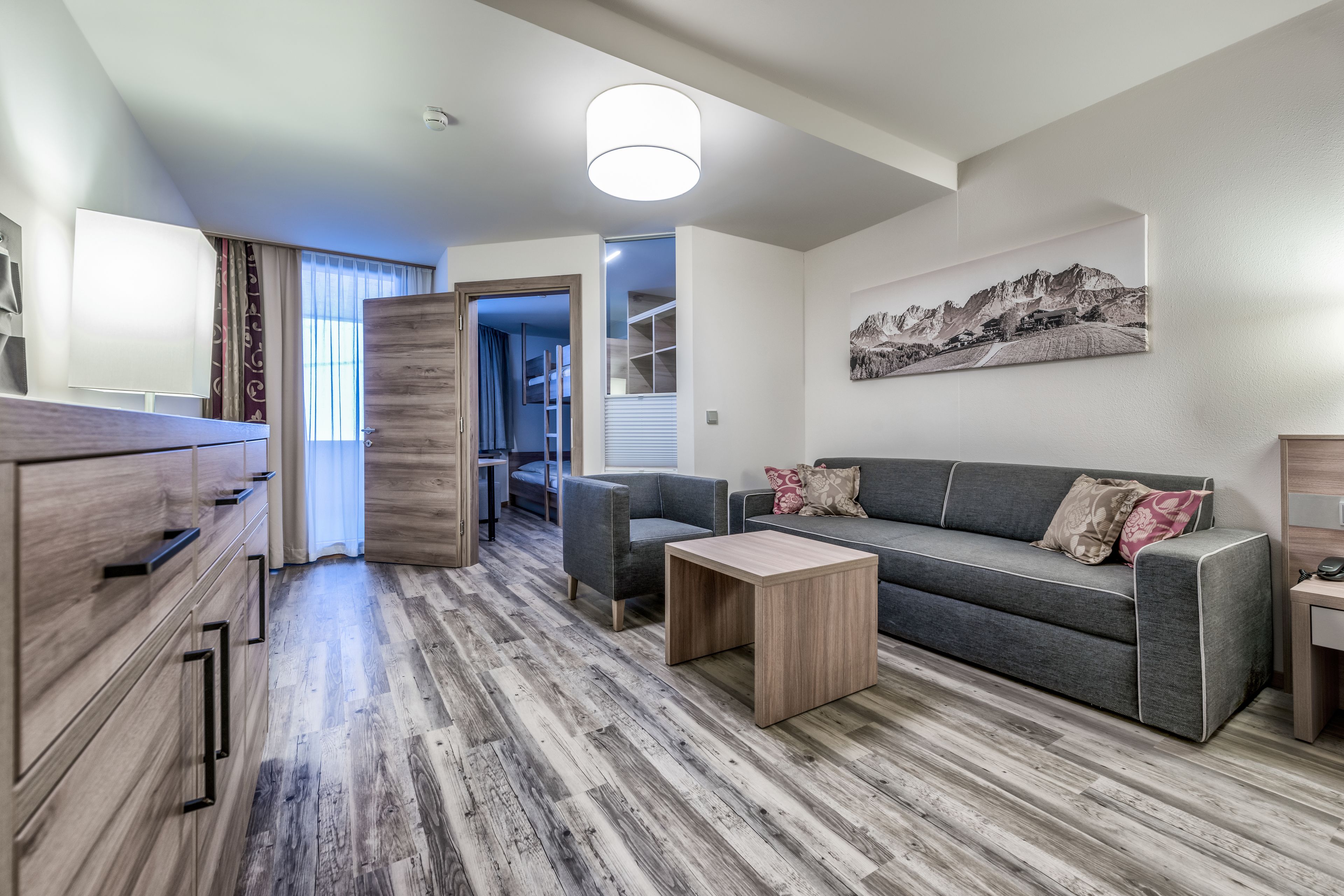 in-room safe, free wifi, bed sheets