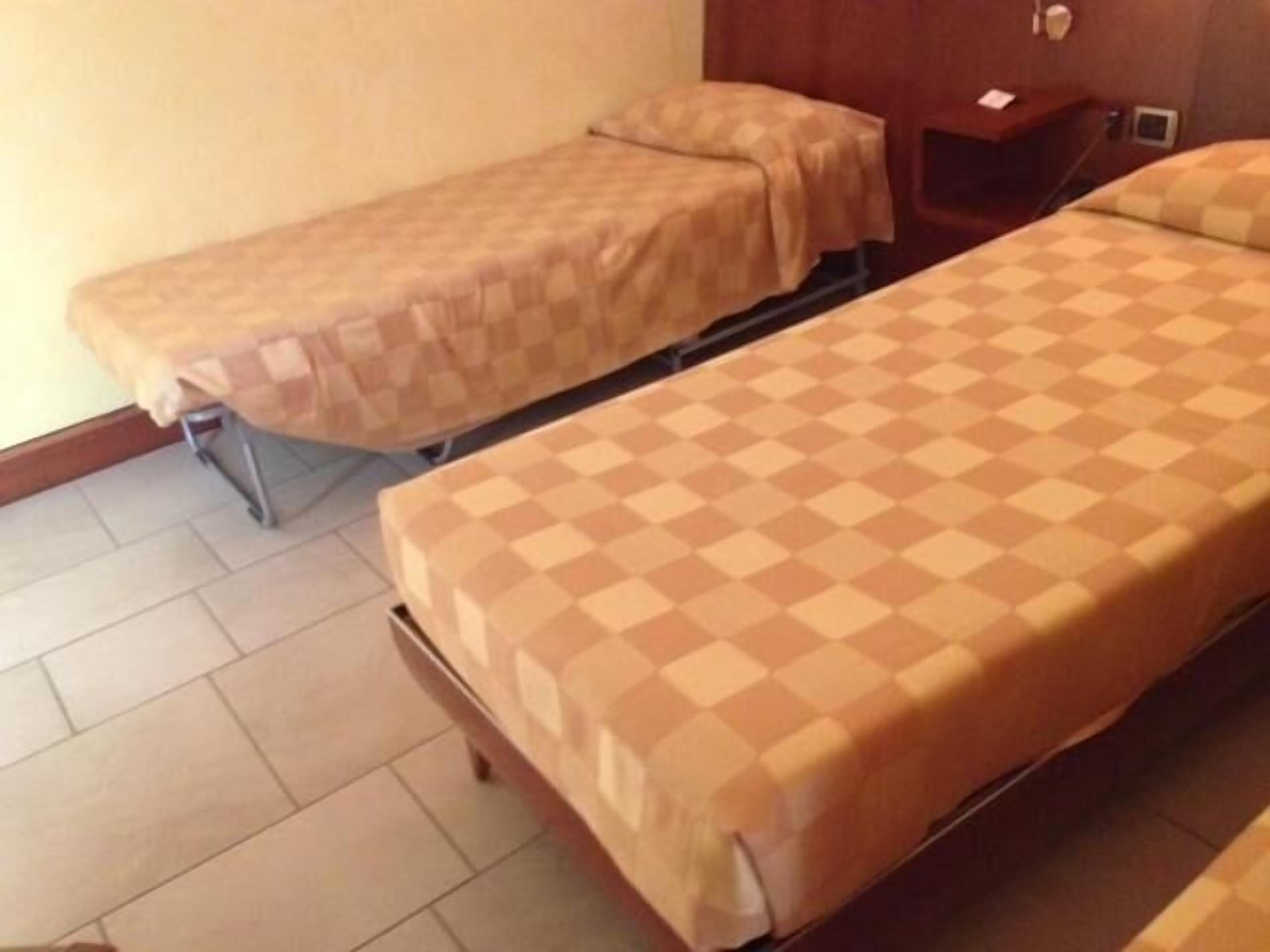 minibar, in-room safe, desk, soundproofing