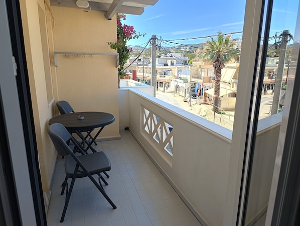 Family Apartment, 1 Bedroom, Balcony | Street view - Renia Studios (Malevizi)