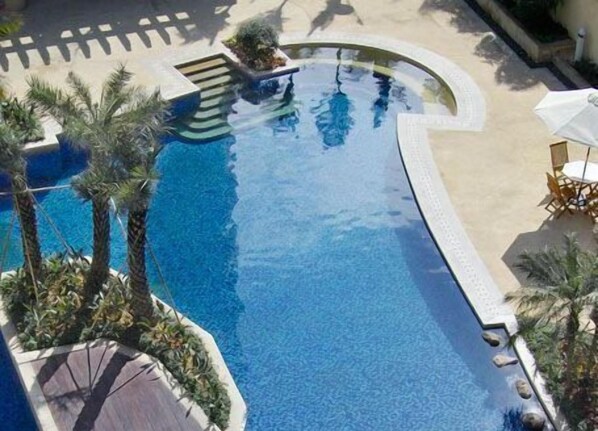 Indoor pool, outdoor pool