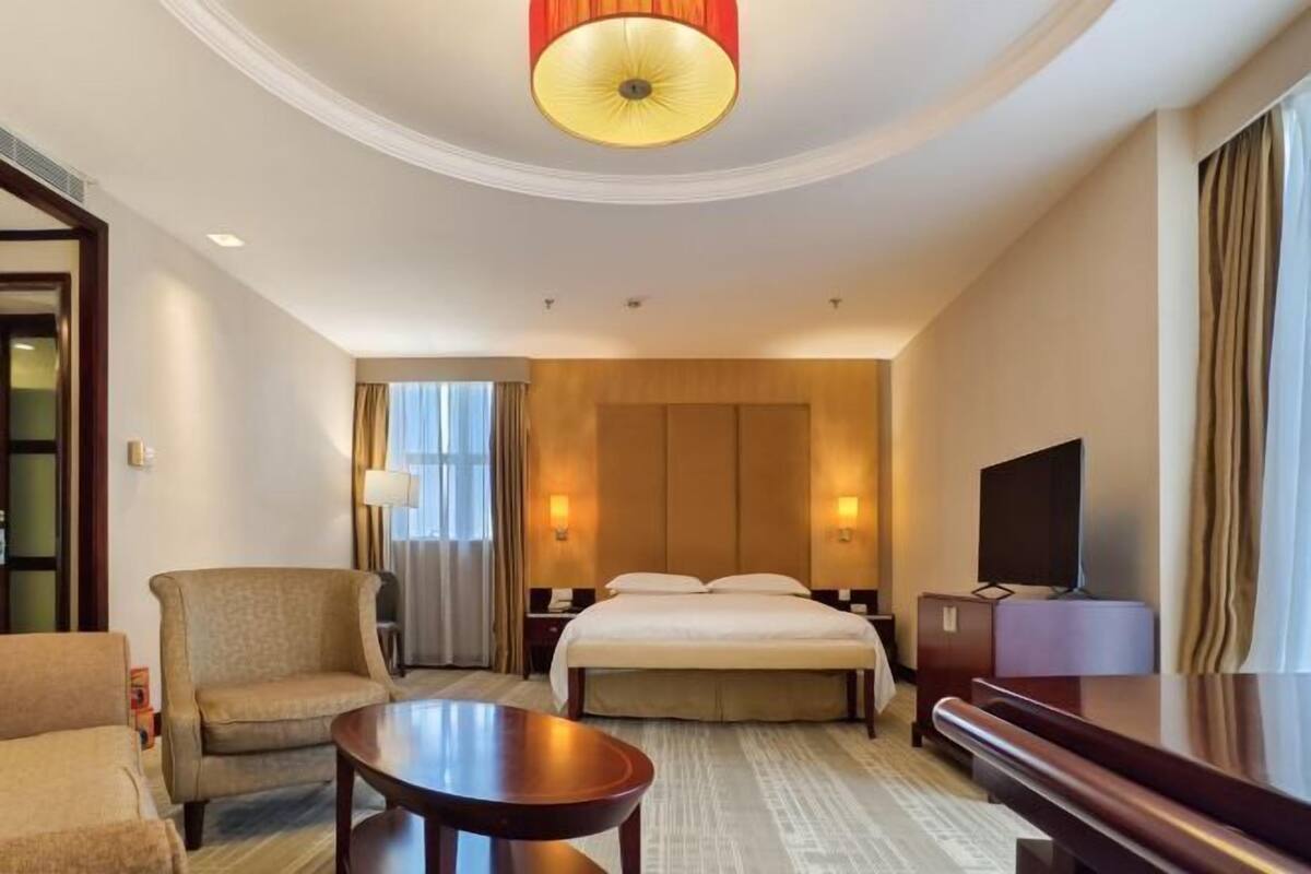 Minibar, in-room safe, blackout drapes, iron/ironing board