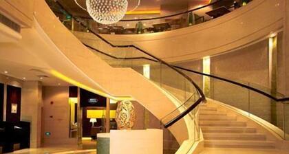 Golden Diamond Hotel