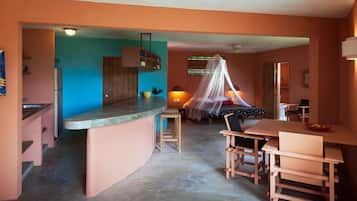 Design loft | Italiaanse Frette-lakens, luxe beddengoed, individueel gedecoreerd