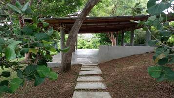 Mặt tiền nơi lưu trú