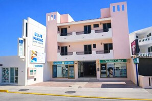 Front of property - Blue Pacific Suites (Mazatlán)