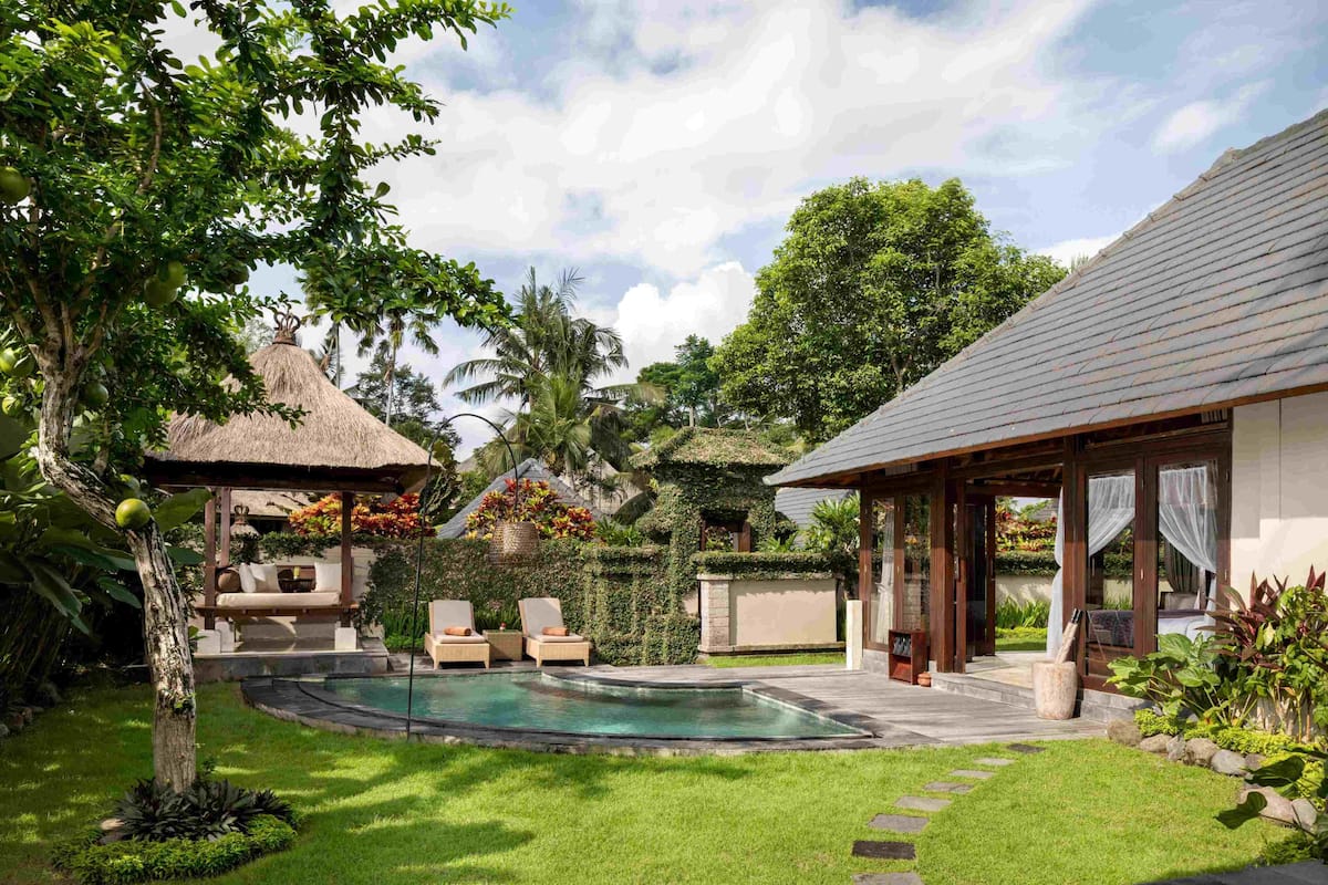 Rice Field Pool Villa | Garden view