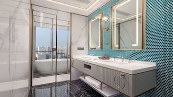 Deluxe Room, 1 Twin Bed | Bathroom