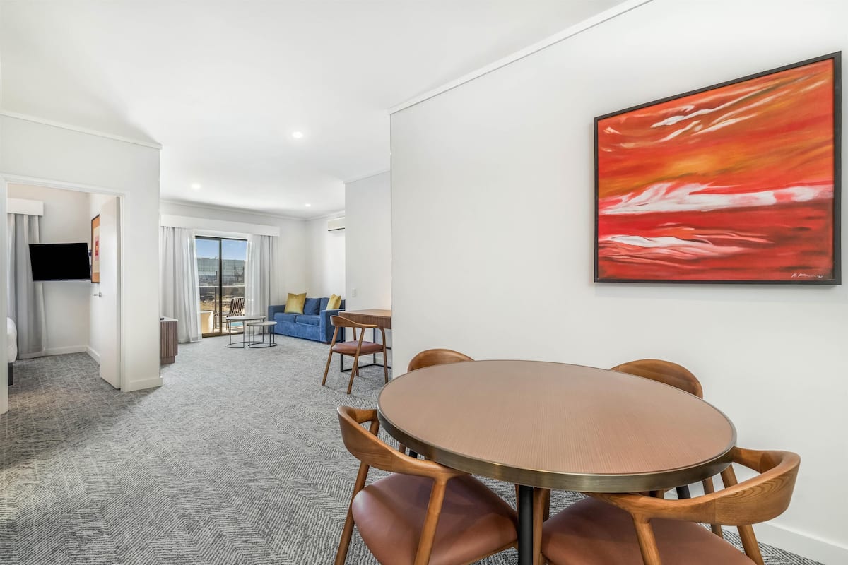 1 bedroom, minibar, in-room safe, desk