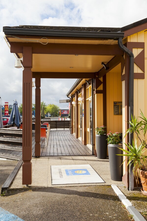 Property entrance - FH CONFORT ARENA  (Orléans)