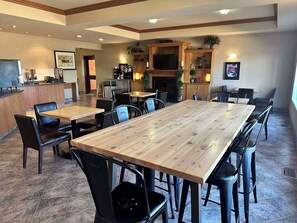 Esmorzar diari complet gratuït 