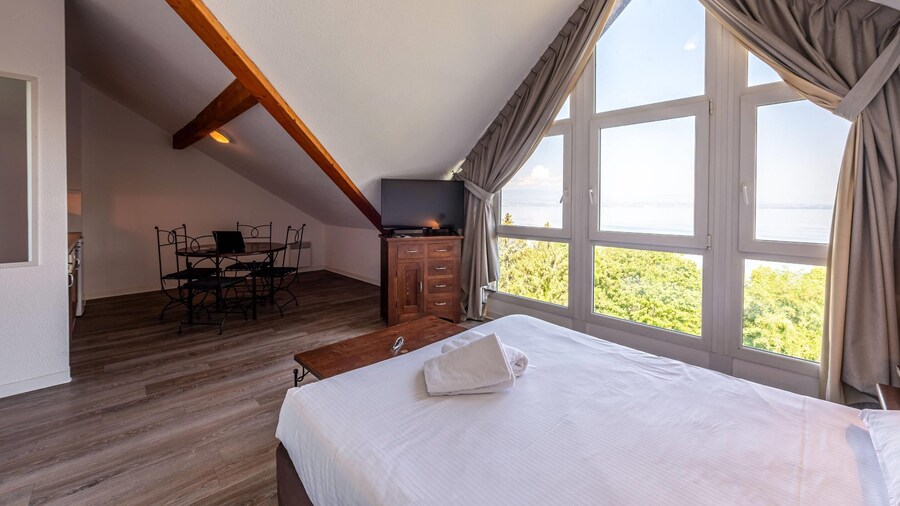 Zenitude Evian Les Terrasses du Lac, an Ascend Collection Hotel