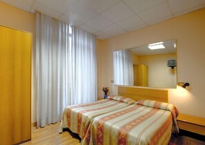 Zimmersafe, Schreibtisch, kostenloses WLAN