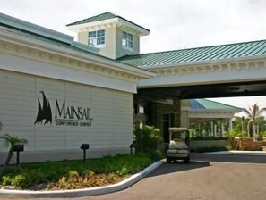 Exterior - Mainsail Suites (Tampa)