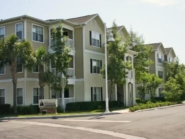 Exterior - Mainsail Suites (Tampa)