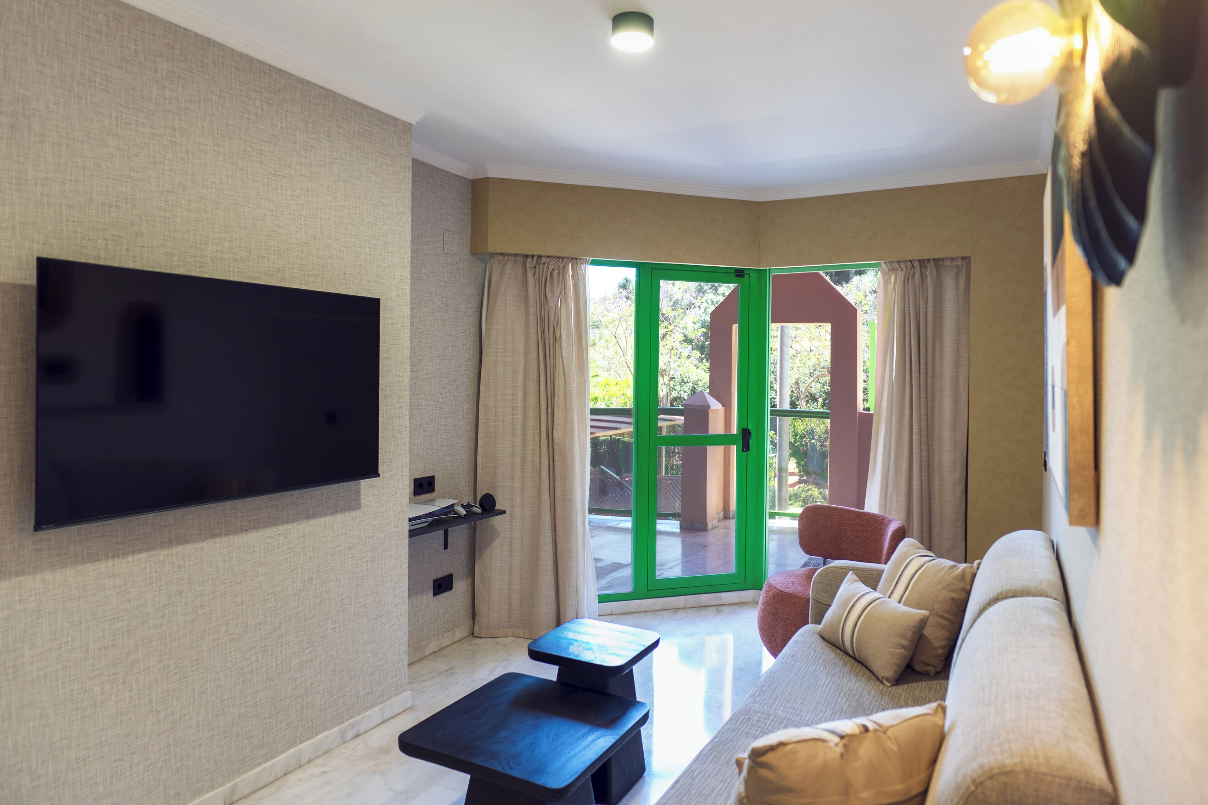 1 bedroom, minibar, soundproofing, iron/ironing board